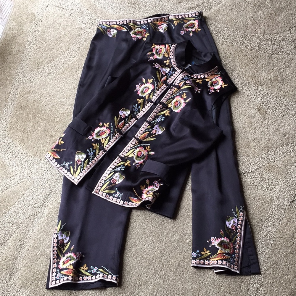100% silk embroidered 2-piece Asian inspired set